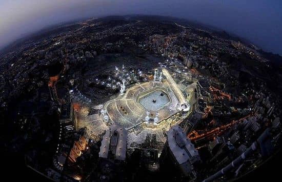التشويق إلى البيت العتيق