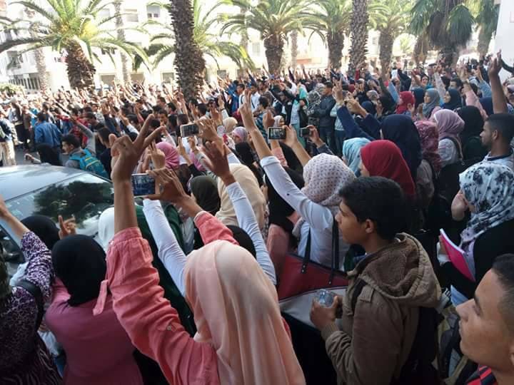 Cover Image for احتجاجات طلابية حاشدة بالجديدة ضد التدخل القمعي واعتقال الطلبة