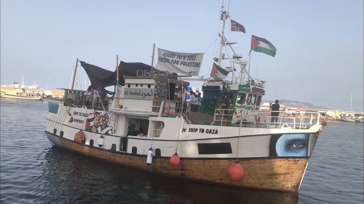 Cover Image for الاحتلال الصهيوني يستولي على سفينة كسر الحصار ويقتادها إلى ميناء “أشدود”